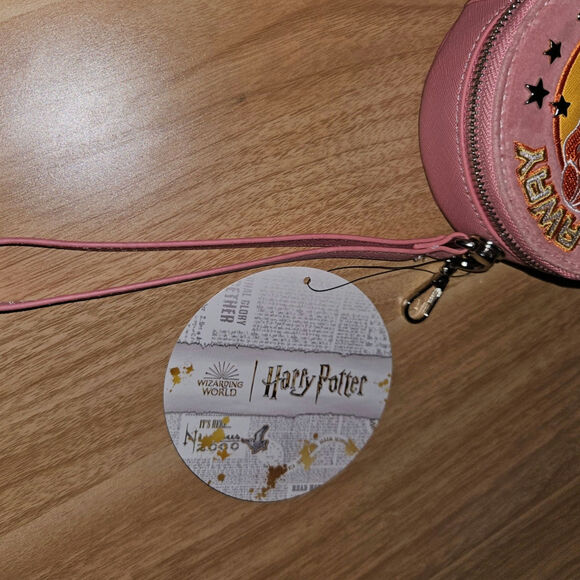 Wizarding World Harry Potter Moaning Myrtle Pink Round Coin Purse Wristlet NWT - Picture 4 of 8